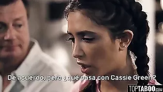 Зрелая парочка поимела милую приемную дочурку в сочную киску